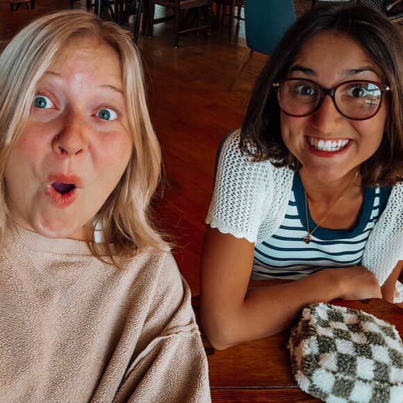 Meet your Posher, Morgynne - Picture 2 of 2